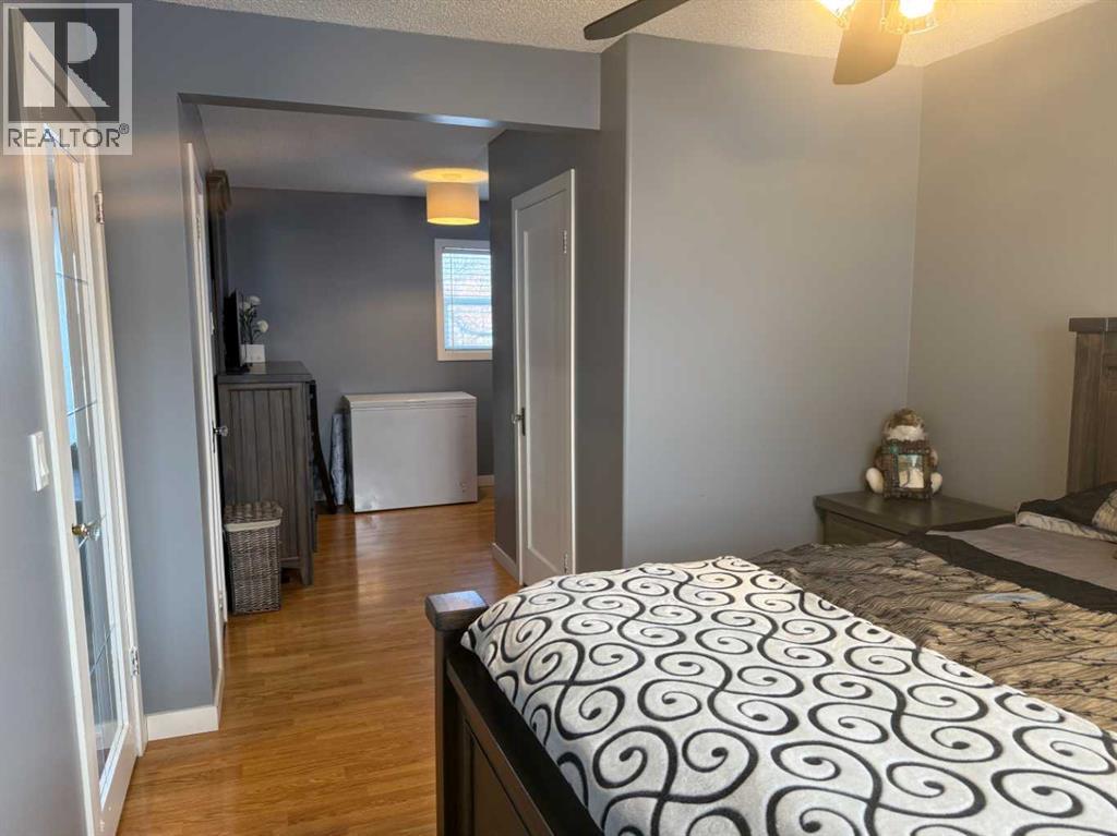 209 2 Street W, Bow Island, Alberta  T0K 0G0 - Photo 13 - A2273594