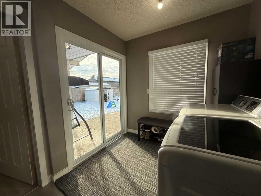 209 2 Street W, Bow Island, Alberta  T0K 0G0 - Photo 21 - A2273594