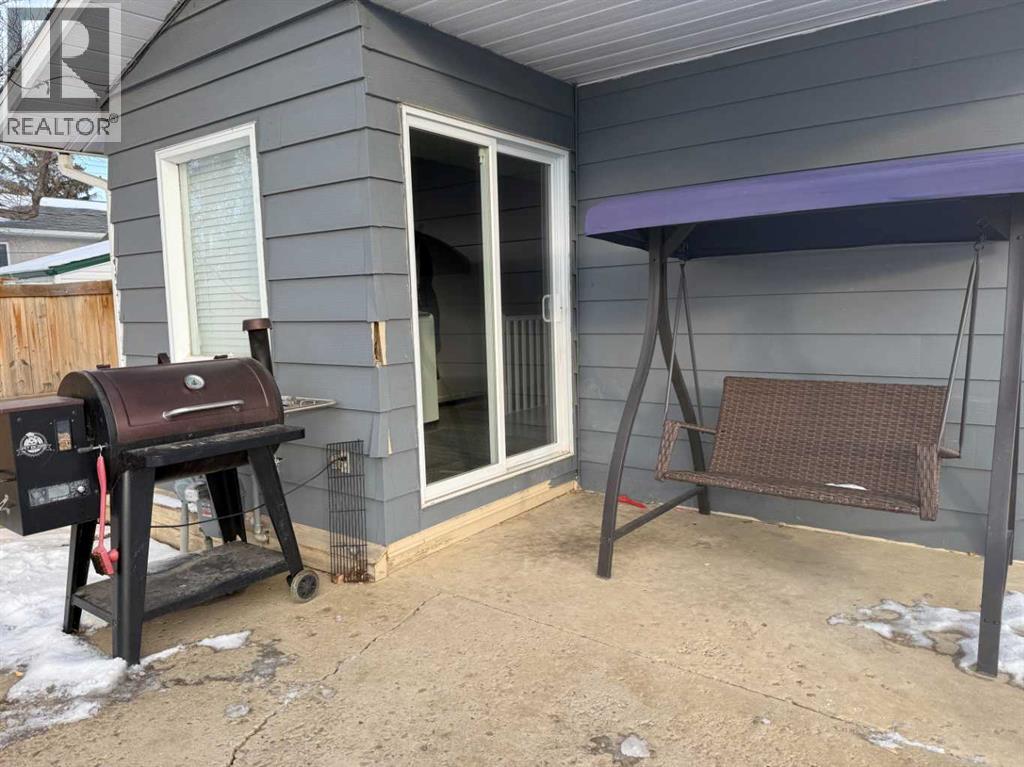 209 2 Street W, Bow Island, Alberta  T0K 0G0 - Photo 29 - A2273594