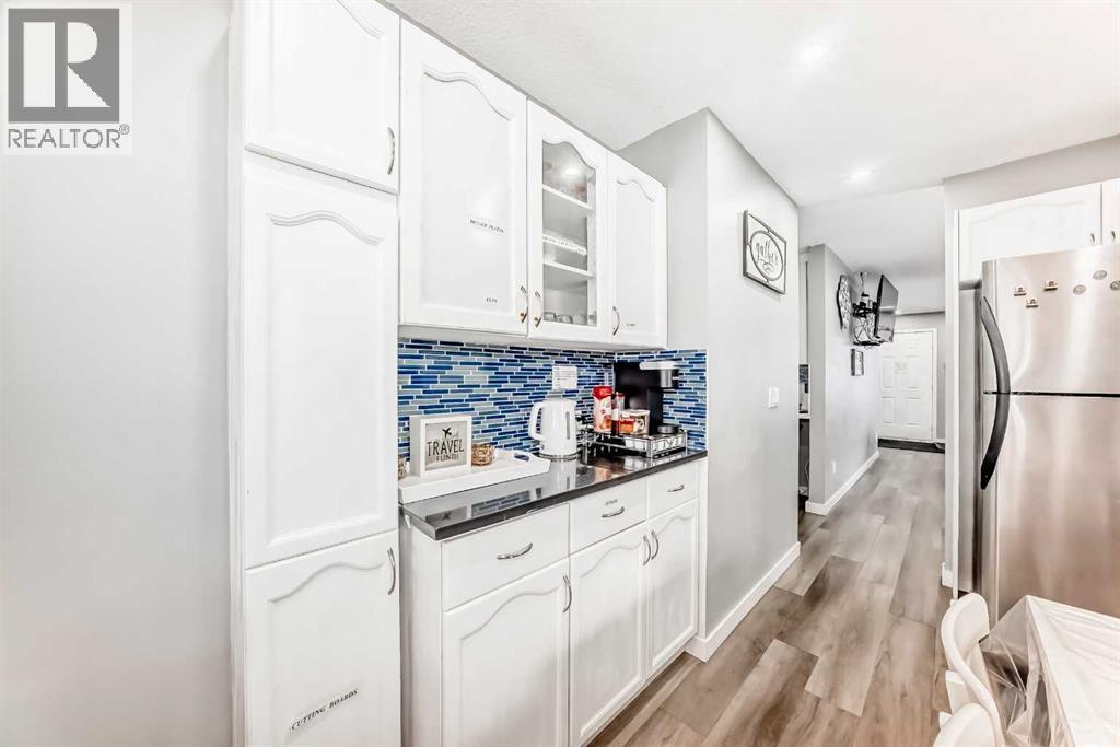 240 Applewood Drive Se, Calgary, Alberta  T2A 7S1 - Photo 4 - A2272874