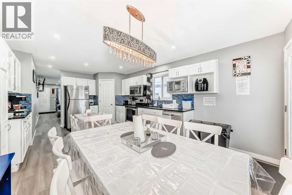 240 Applewood Drive Se, Calgary, Alberta  T2A 7S1 - Photo 6 - A2272874