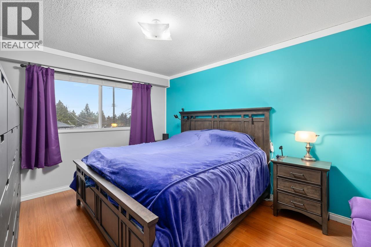 8225 18th Avenue, Burnaby, British Columbia  V3N 1K4 - Photo 11 - R3073295