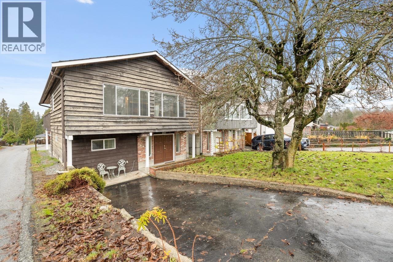 8225 18th Avenue, Burnaby, British Columbia  V3N 1K4 - Photo 1 - R3073295