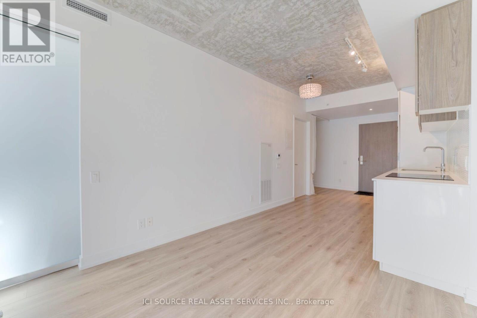 317 - 161 Roehampton Avenue, Toronto, Ontario  M4P 0C8 - Photo 6 - C12542974