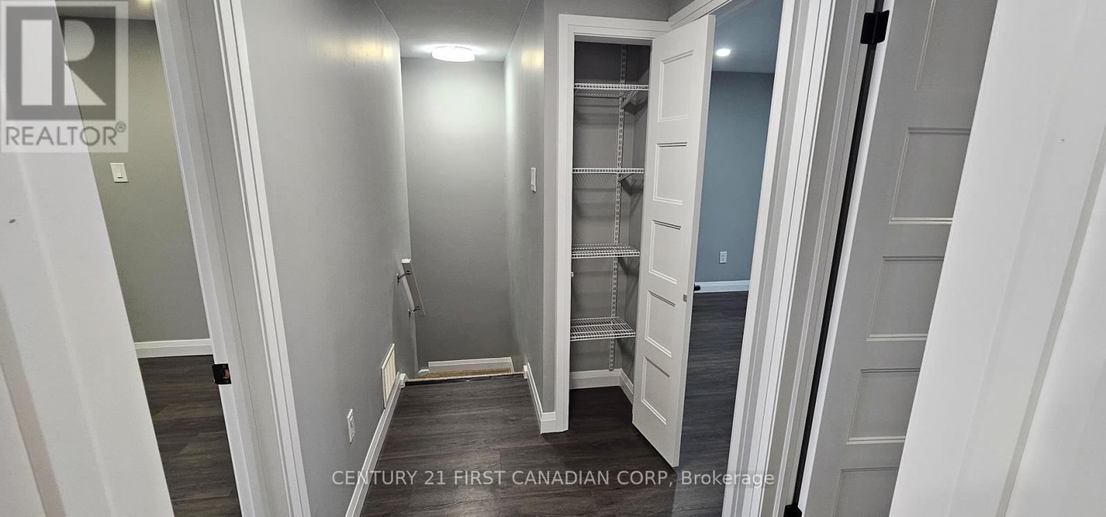 1005 Lanark Place, Sarnia, Ontario  N7S 4E5 - Photo 16 - X12616848