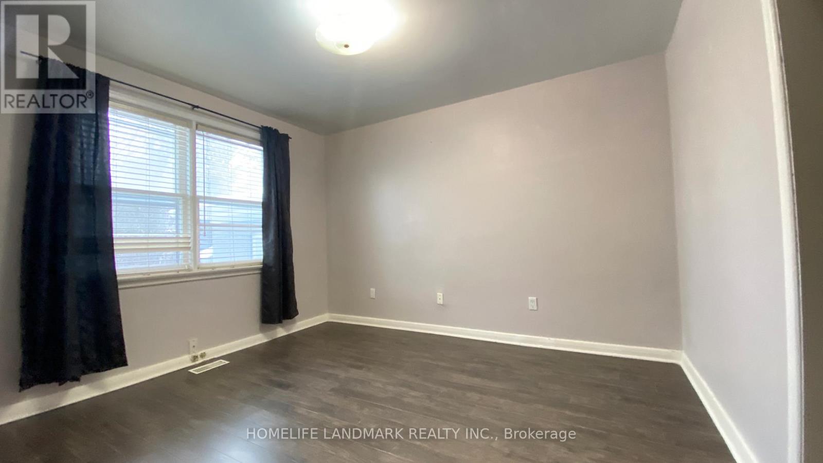 157 Sussex Avenue, Richmond Hill, Ontario  L4C 2E9 - Photo 7 - N12612698