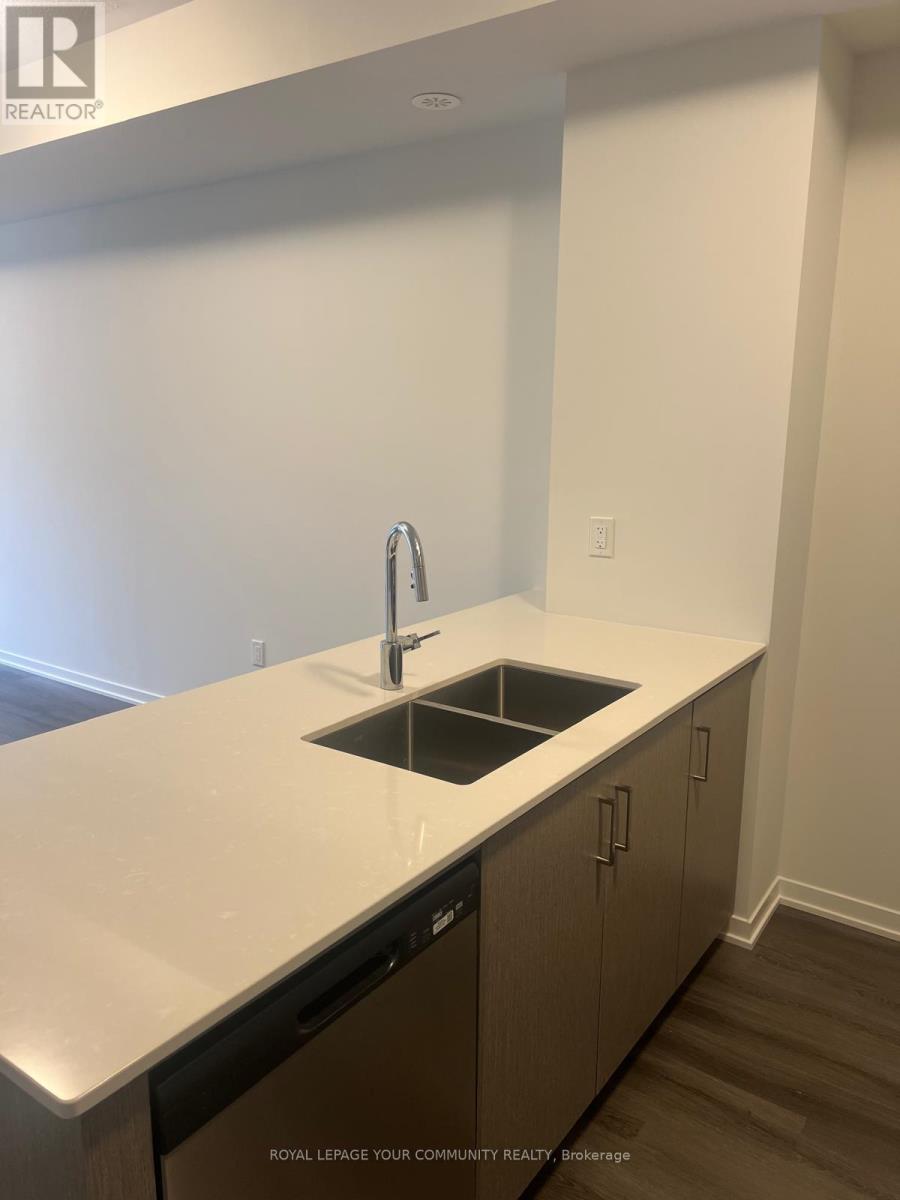 Th262 - 150 Honeycrisp Crescent, Vaughan, Ontario  L4K 0N7 - Photo 7 - N12441011