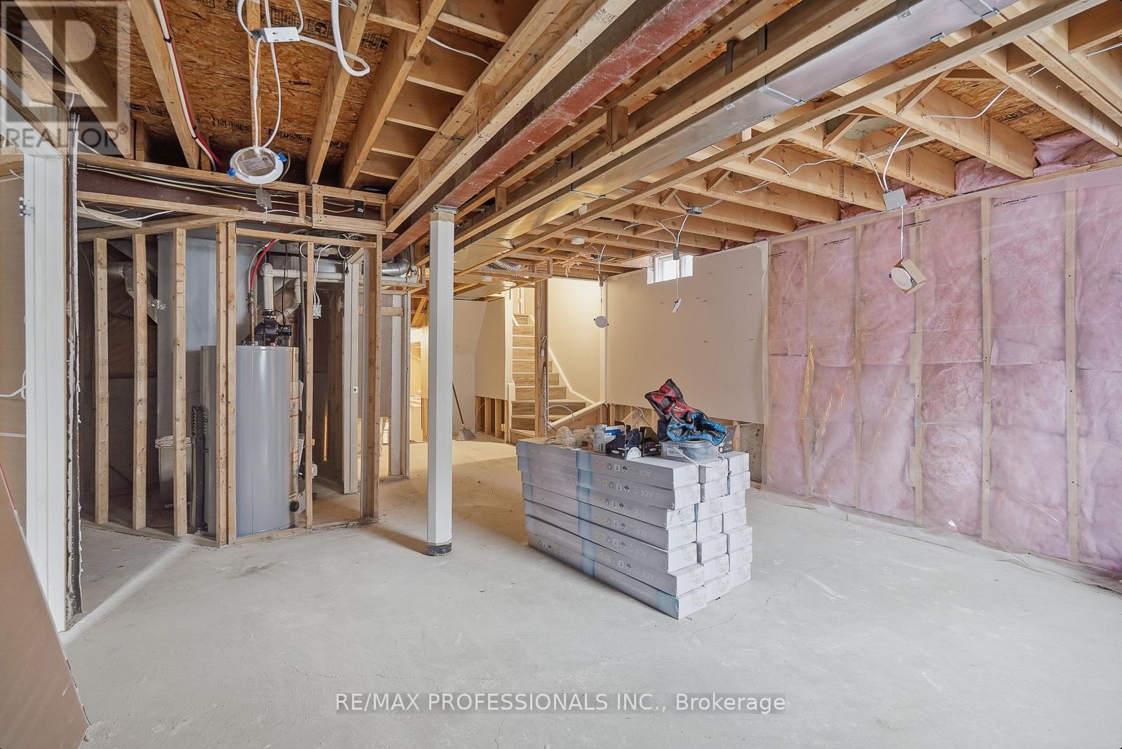 370 Queen Mary Drive, Brampton, Ontario  L7A 3T1 - Photo 25 - W12616524