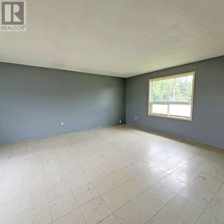 2 Howe Street, Marathon, Ontario  P0T 2E0 - Photo 13 - TB252296