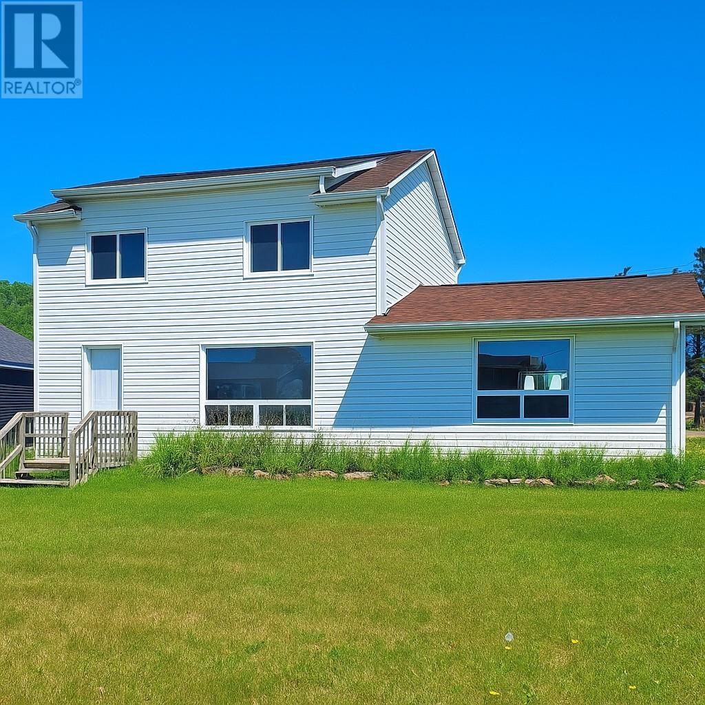 2 Howe Street, Marathon, Ontario  P0T 2E0 - Photo 1 - TB252296