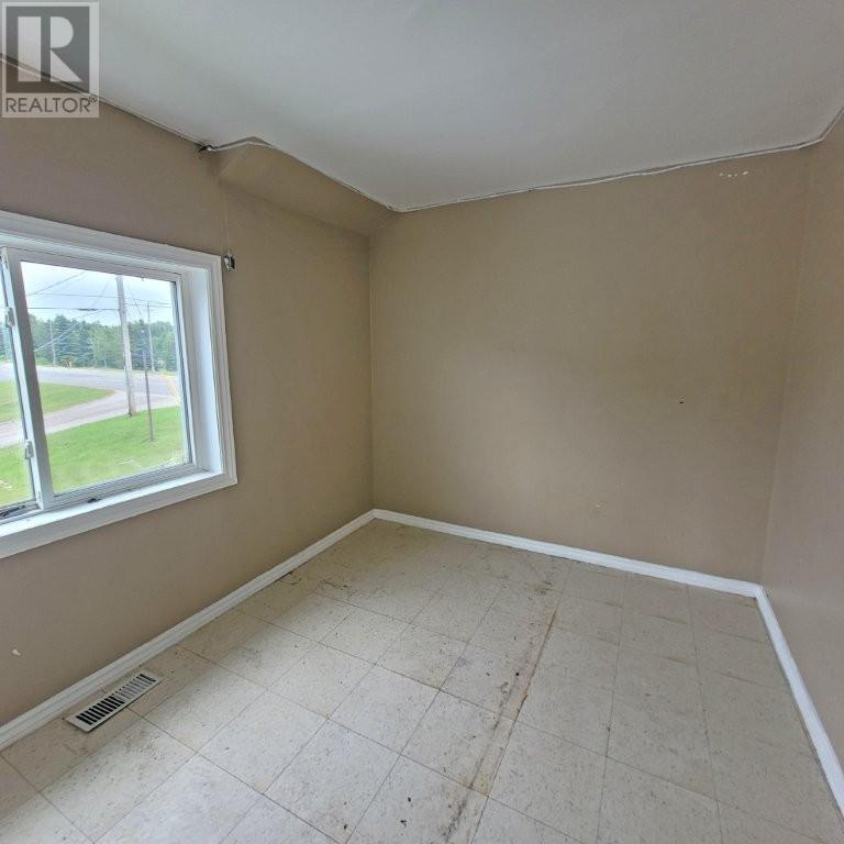 2 Howe Street, Marathon, Ontario  P0T 2E0 - Photo 24 - TB252296