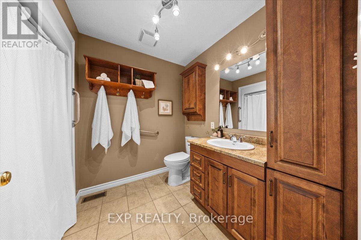 726 Des Pommiers Street, Casselman, Ontario K0A 1M0 - Photo 18 - X12616718