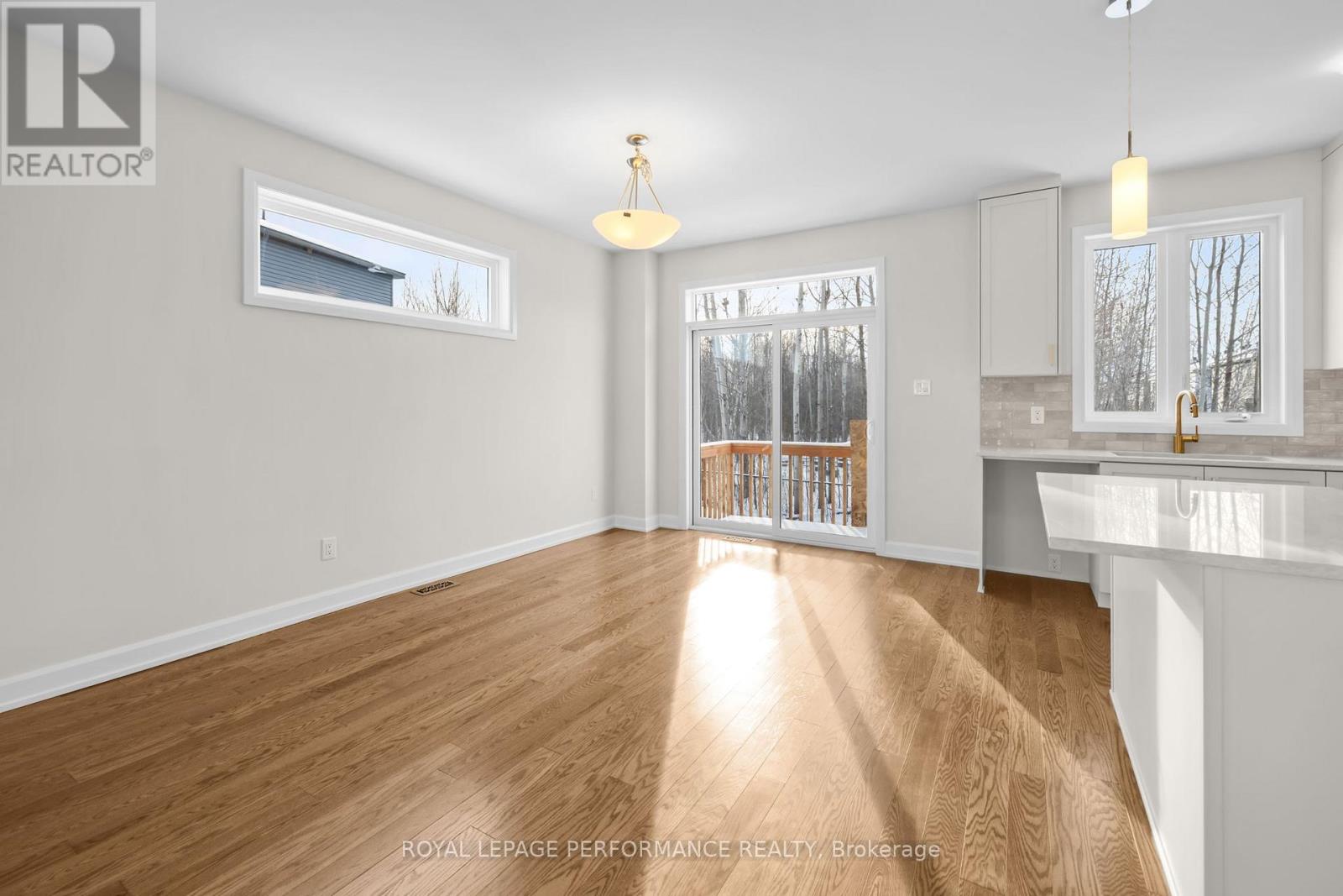 10 Academie Street, Russell, Ontario  K0A 1W0 - Photo 10 - X12616856