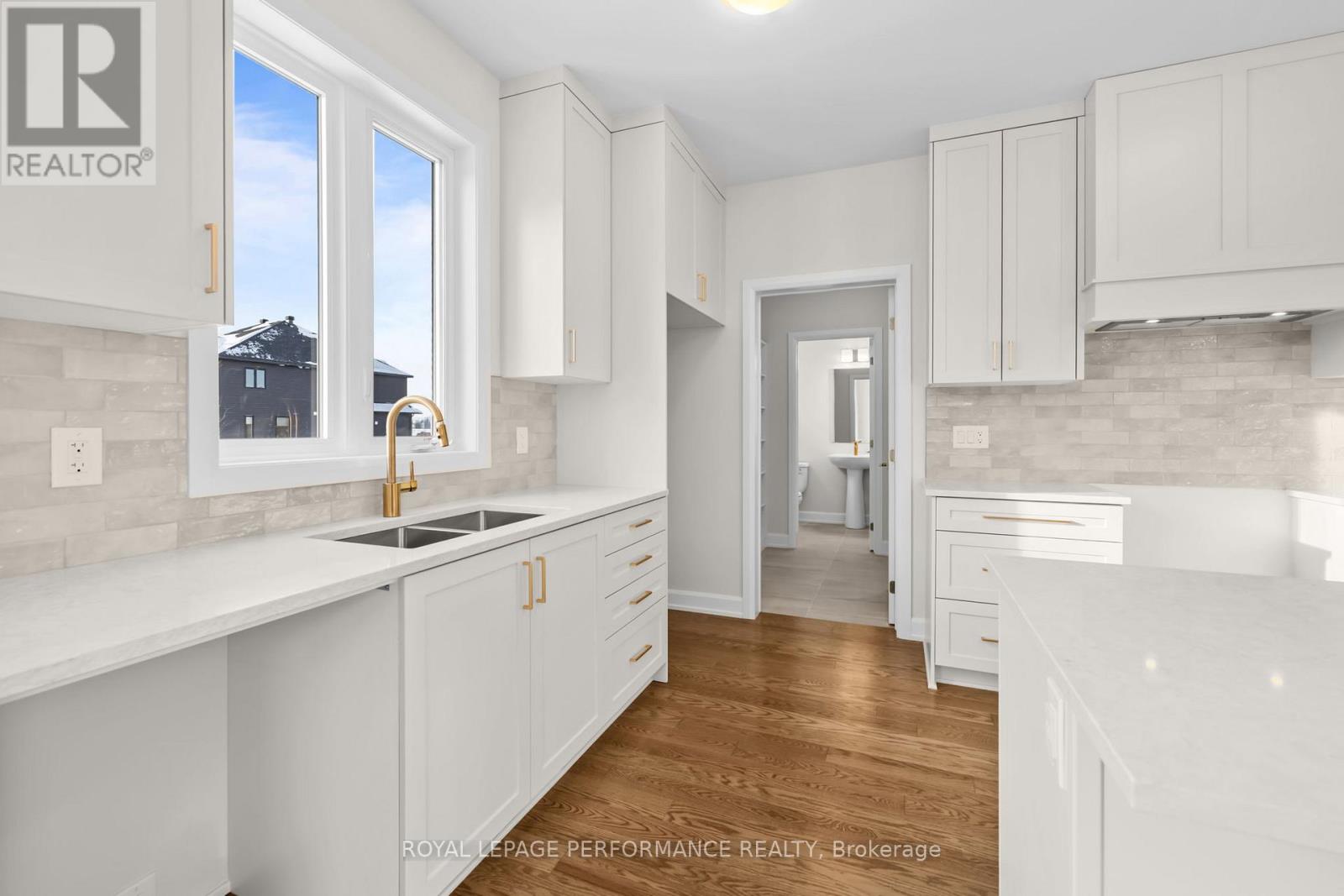 10 Academie Street, Russell, Ontario  K0A 1W0 - Photo 15 - X12616856