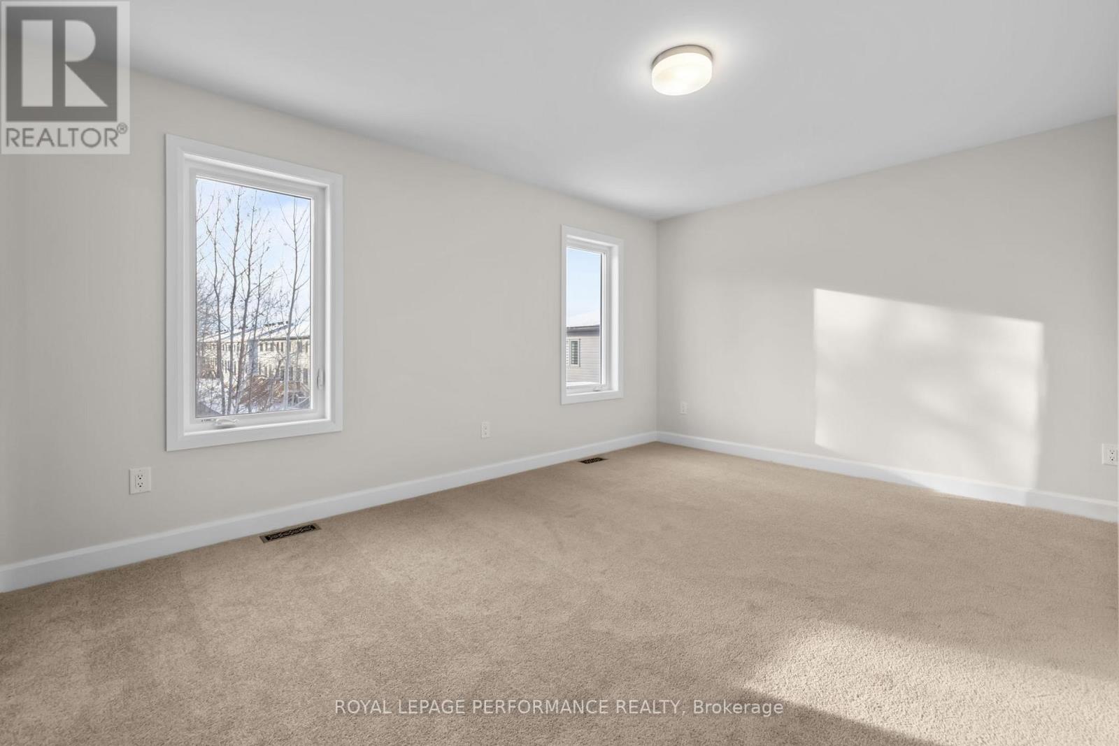 10 Academie Street, Russell, Ontario  K0A 1W0 - Photo 26 - X12616856