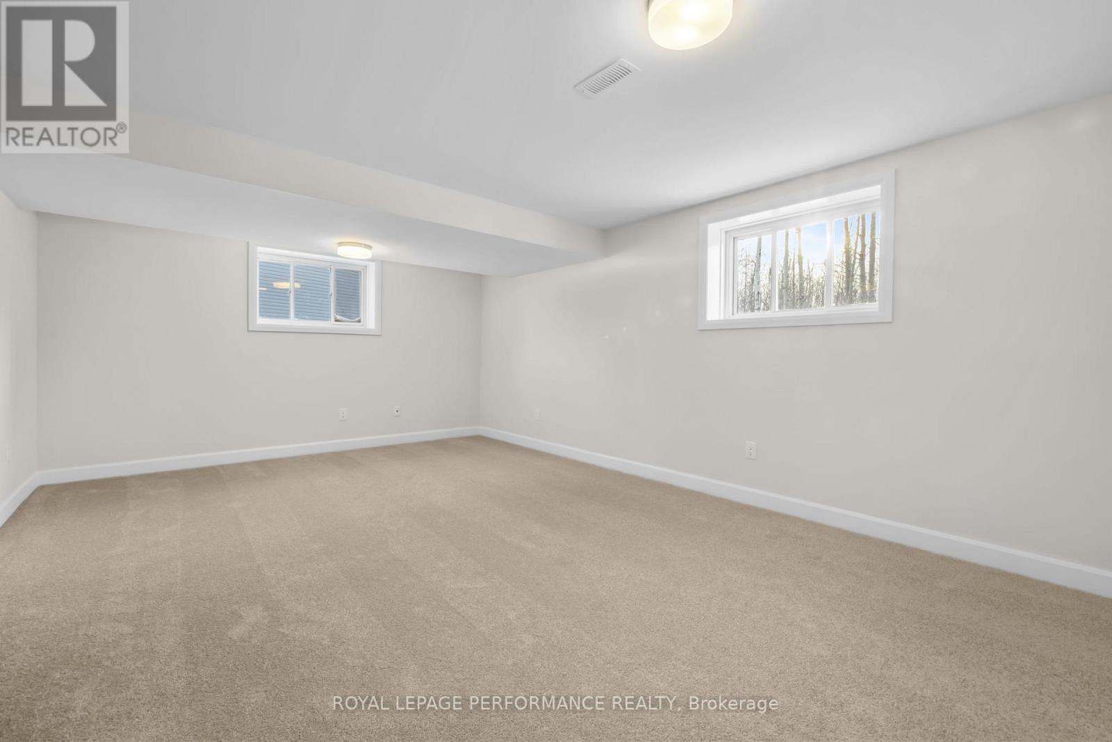 10 Academie Street, Russell, Ontario  K0A 1W0 - Photo 33 - X12616856