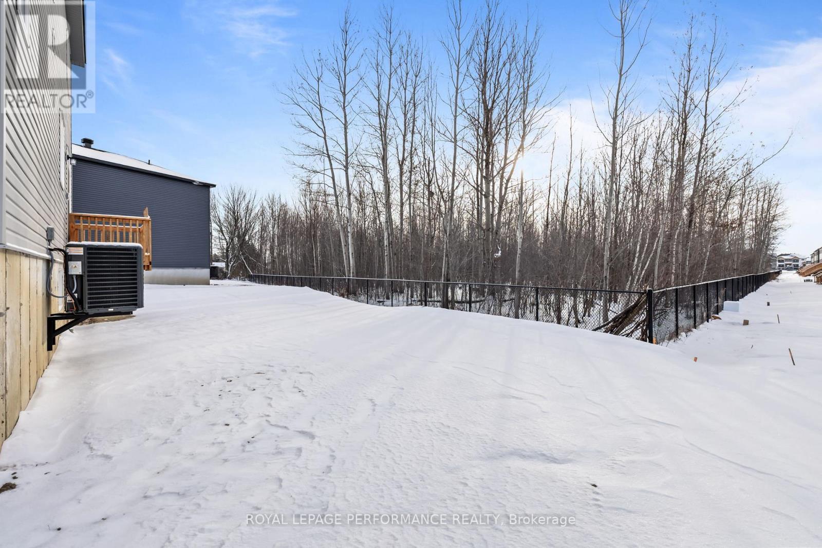 10 Academie Street, Russell, Ontario  K0A 1W0 - Photo 35 - X12616856