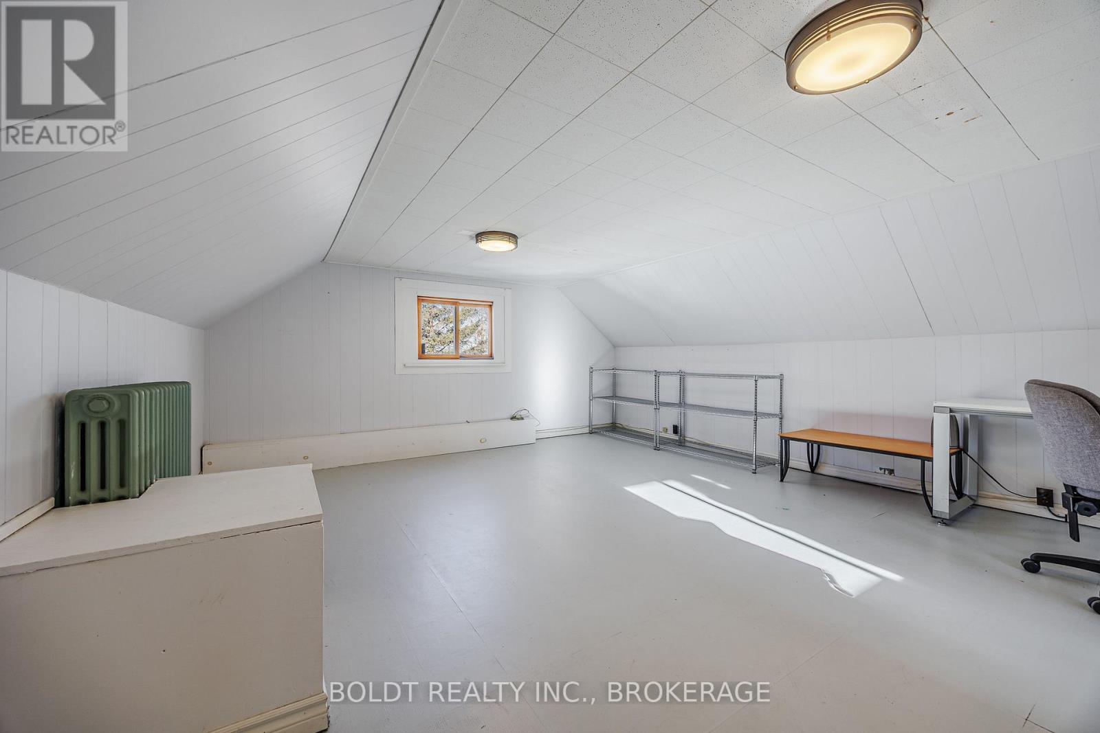 3a - 215 Ontario Street, St. Catharines, Ontario  L2R 5L2 - Photo 11 - X12616836