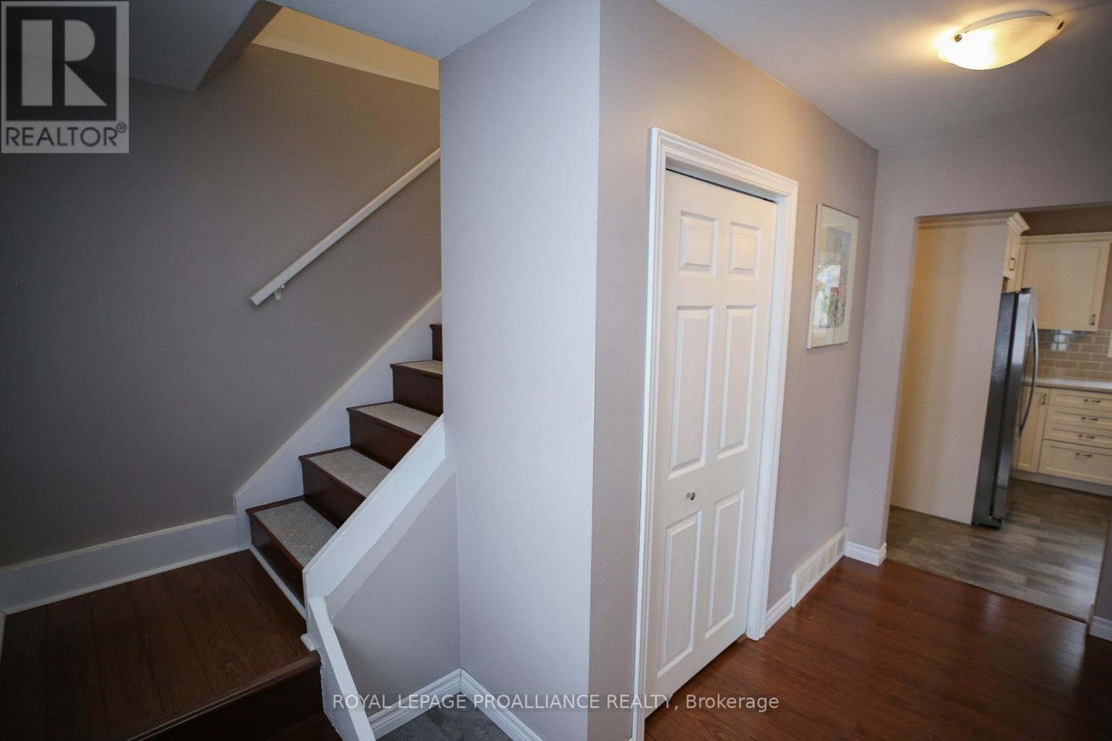 6020 County Road 29 Highway, Elizabethtown-Kitley, Ontario K6V 5T4 - Photo 3 - X12616804