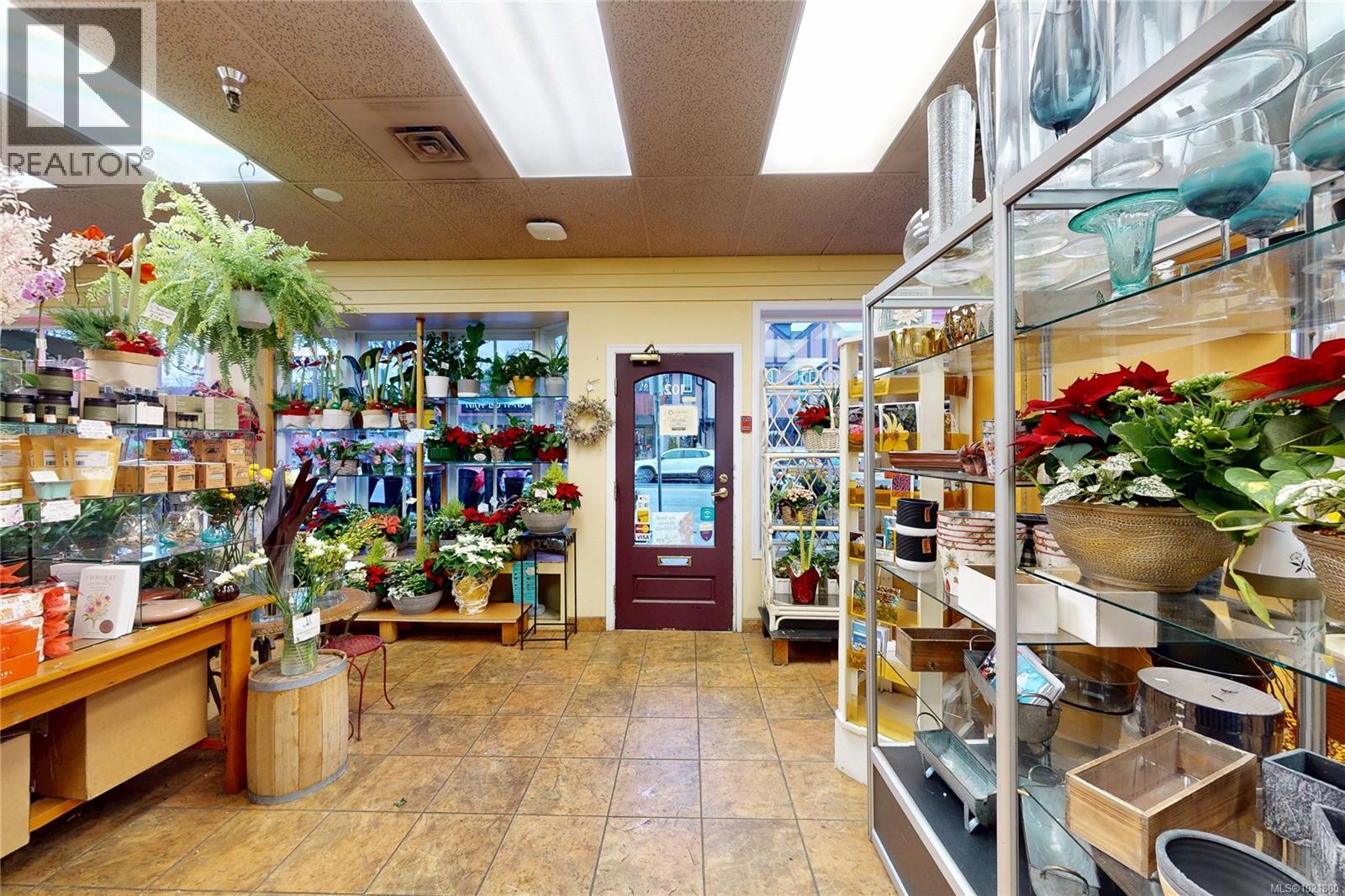 102 2187 Oak Bay Ave, Oak Bay, British Columbia  V8R 1G1 - Photo 17 - 1021800