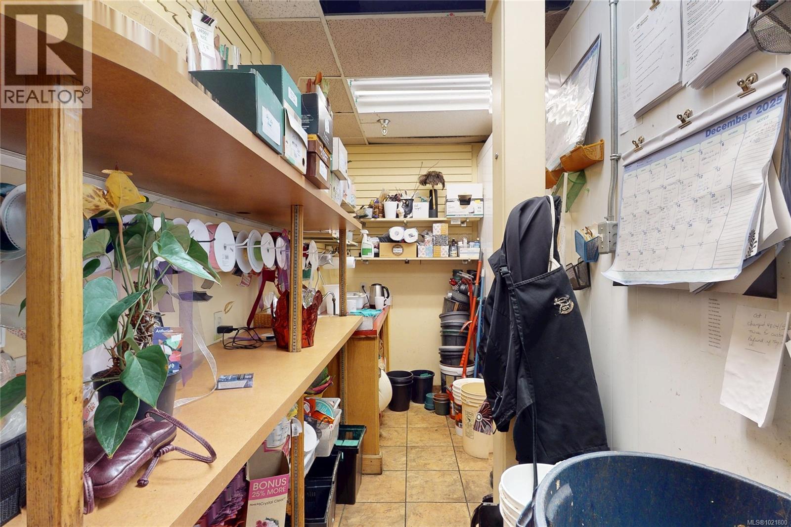 102 2187 Oak Bay Ave, Oak Bay, British Columbia  V8R 1G1 - Photo 31 - 1021800