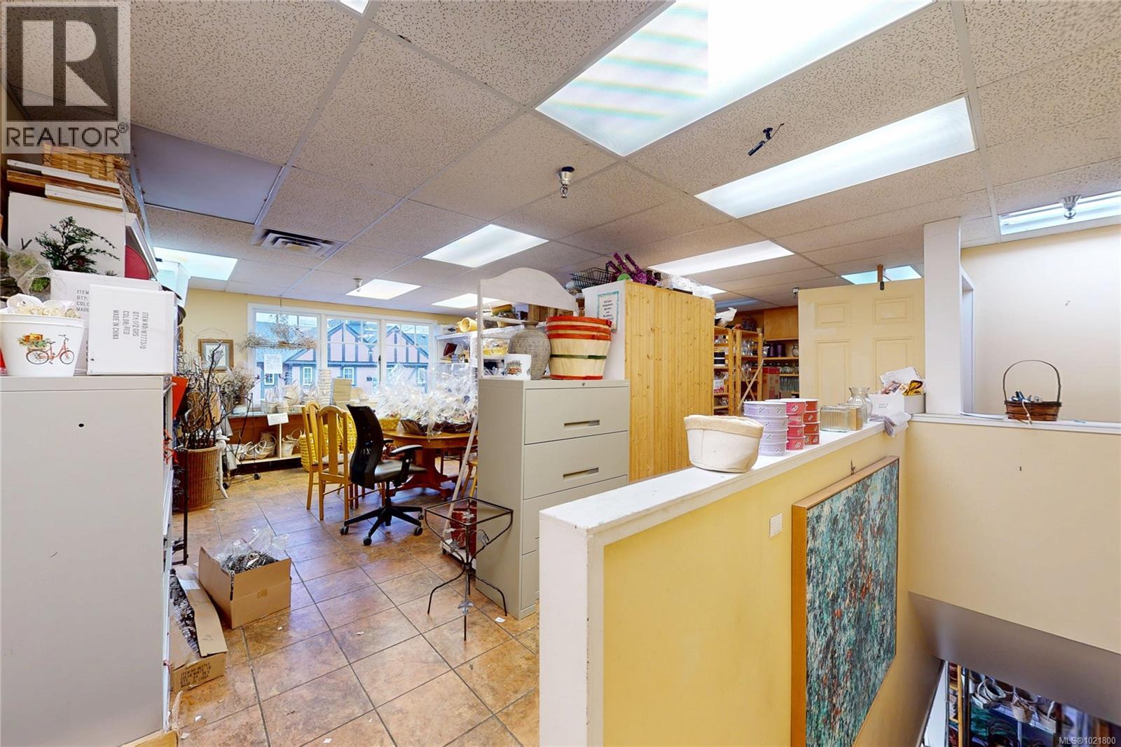 102 2187 Oak Bay Ave, Oak Bay, British Columbia  V8R 1G1 - Photo 35 - 1021800