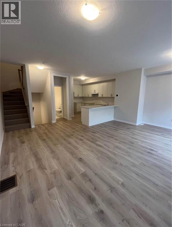 677 Park Road N Unit# 148, Brantford, Ontario  N3R 0C2 - Photo 9 - 40792754