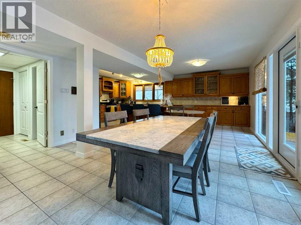 133 Laval Court W, Lethbridge, Alberta  T1K 4G2 - Photo 13 - A2272701