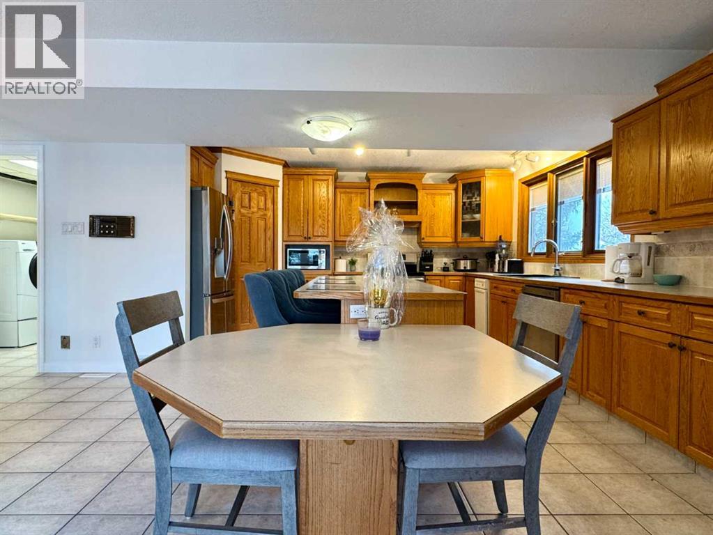 133 Laval Court W, Lethbridge, Alberta  T1K 4G2 - Photo 15 - A2272701