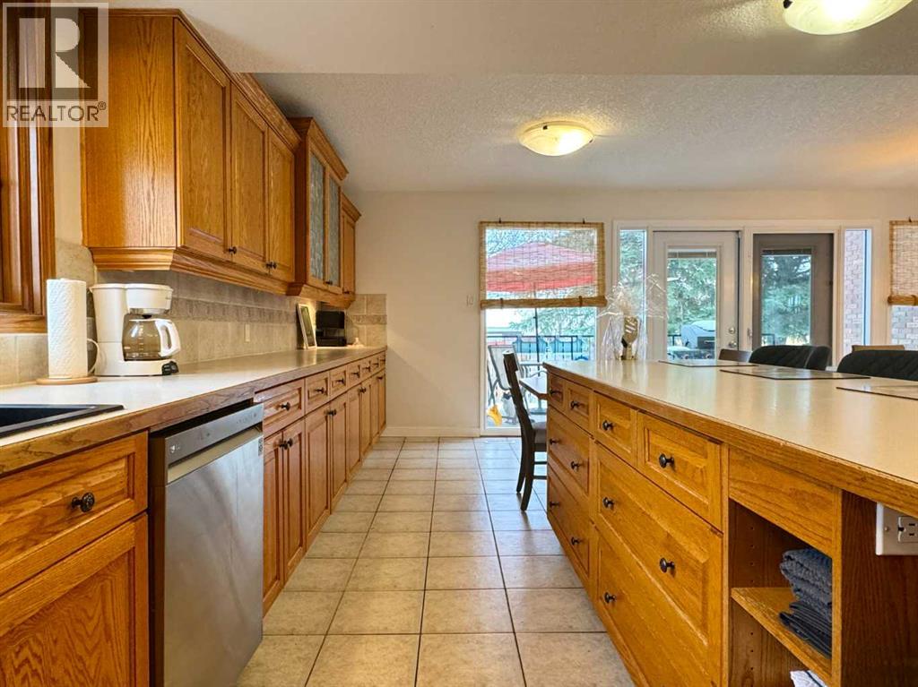 133 Laval Court W, Lethbridge, Alberta  T1K 4G2 - Photo 18 - A2272701