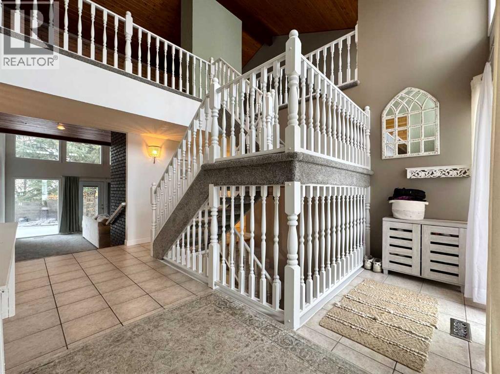 133 Laval Court W, Lethbridge, Alberta  T1K 4G2 - Photo 4 - A2272701