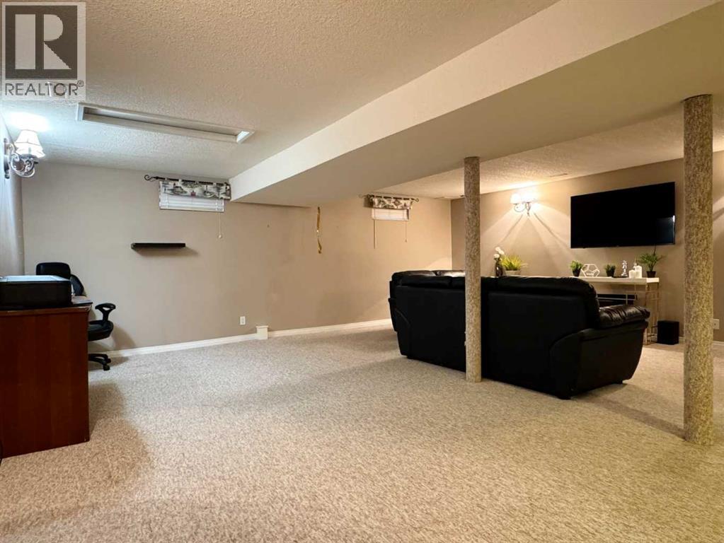 133 Laval Court W, Lethbridge, Alberta  T1K 4G2 - Photo 41 - A2272701