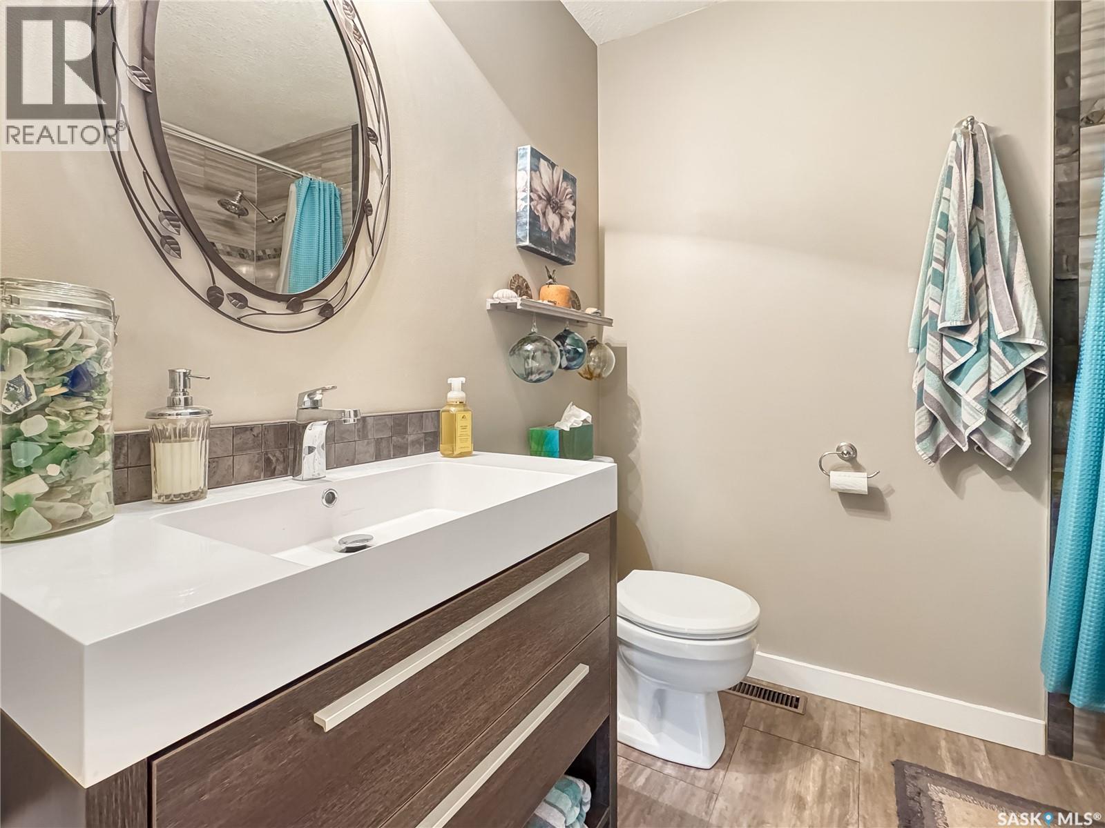 6 Valley View Drive, North Battleford Rm No. 437, Saskatchewan  S9A 2X4 - Photo 16 - SK013564