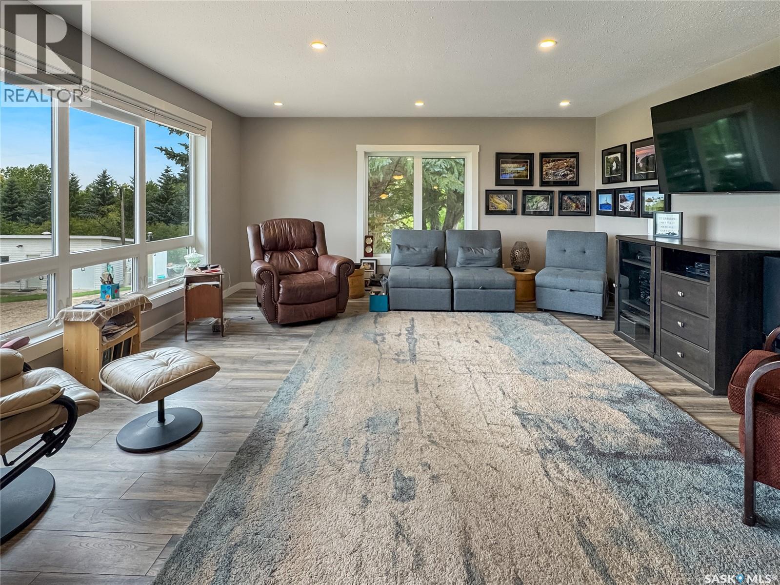 6 Valley View Drive, North Battleford Rm No. 437, Saskatchewan  S9A 2X4 - Photo 3 - SK013564