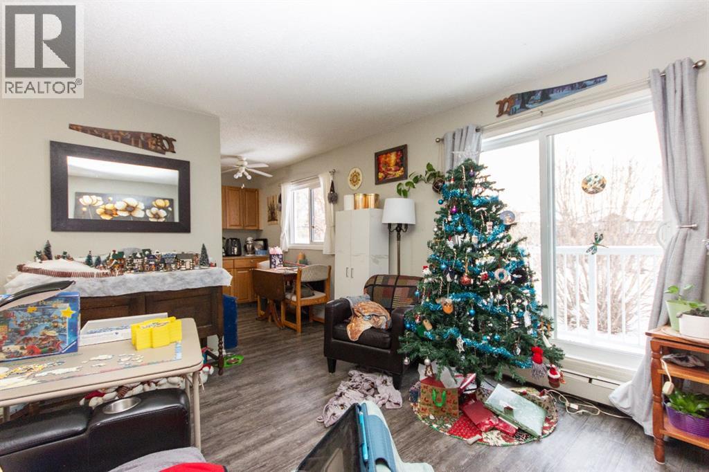 5817 53 Avenue, Red Deer, Alberta  T4N 4L4 - Photo 10 - A2273129