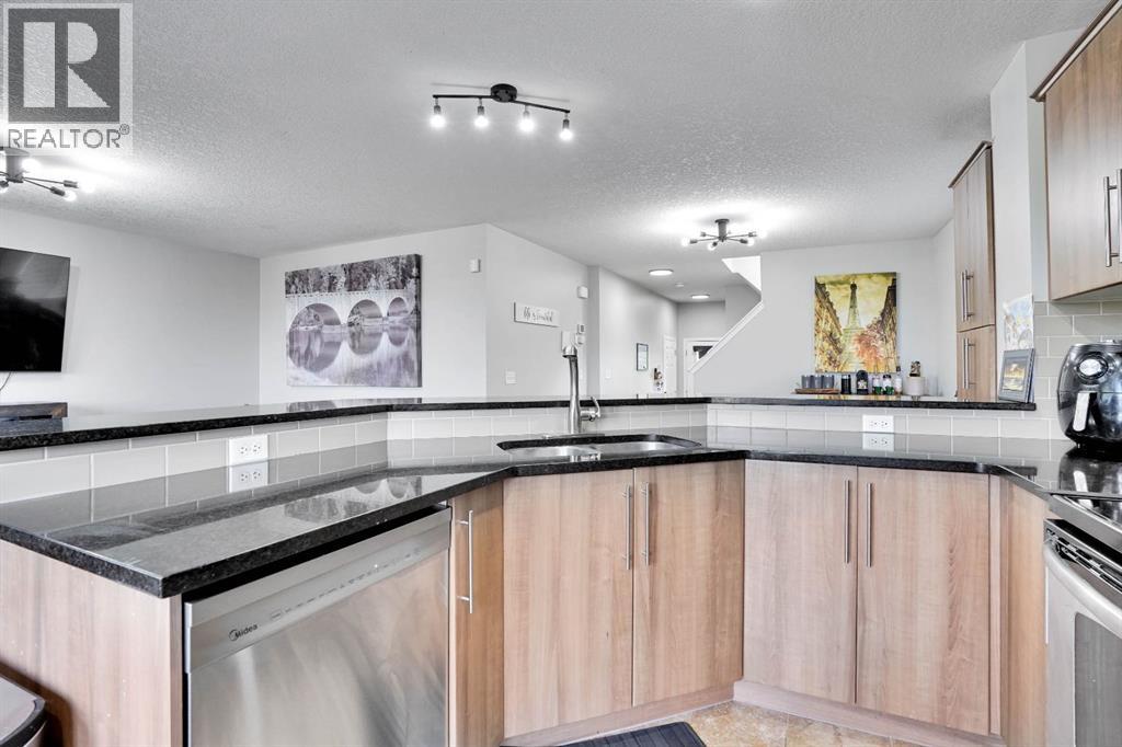 196 Viewpointe Terrace, Chestermere, Alberta  T1X 0P9 - Photo 13 - A2261460