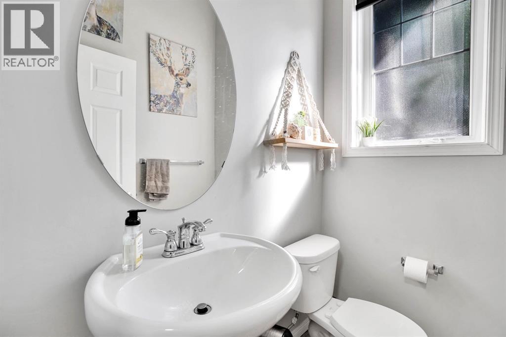 196 Viewpointe Terrace, Chestermere, Alberta  T1X 0P9 - Photo 7 - A2261460