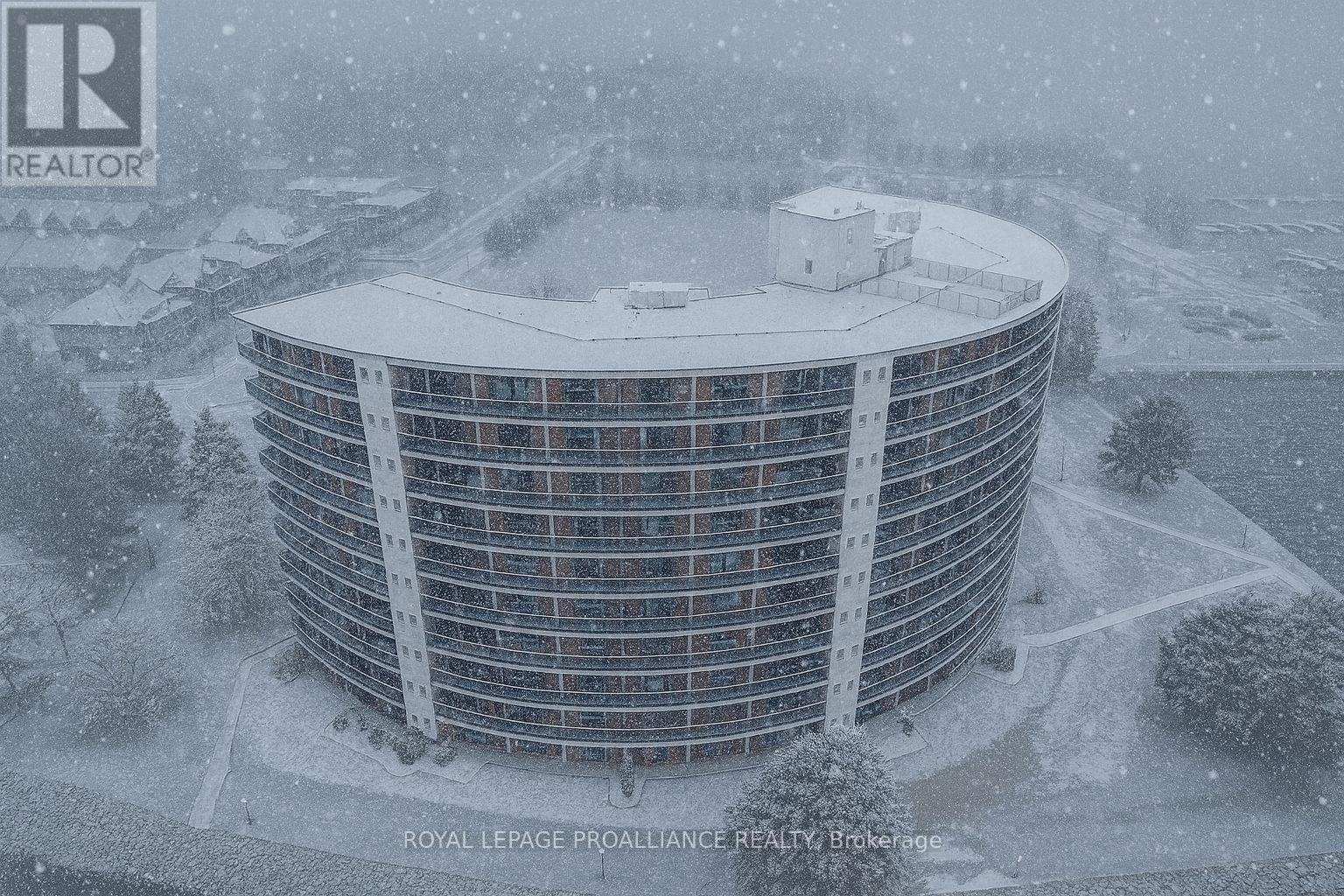 402 - 2 South Front Street, Belleville, Ontario  K8N 5K7 - Photo 1 - X12514610