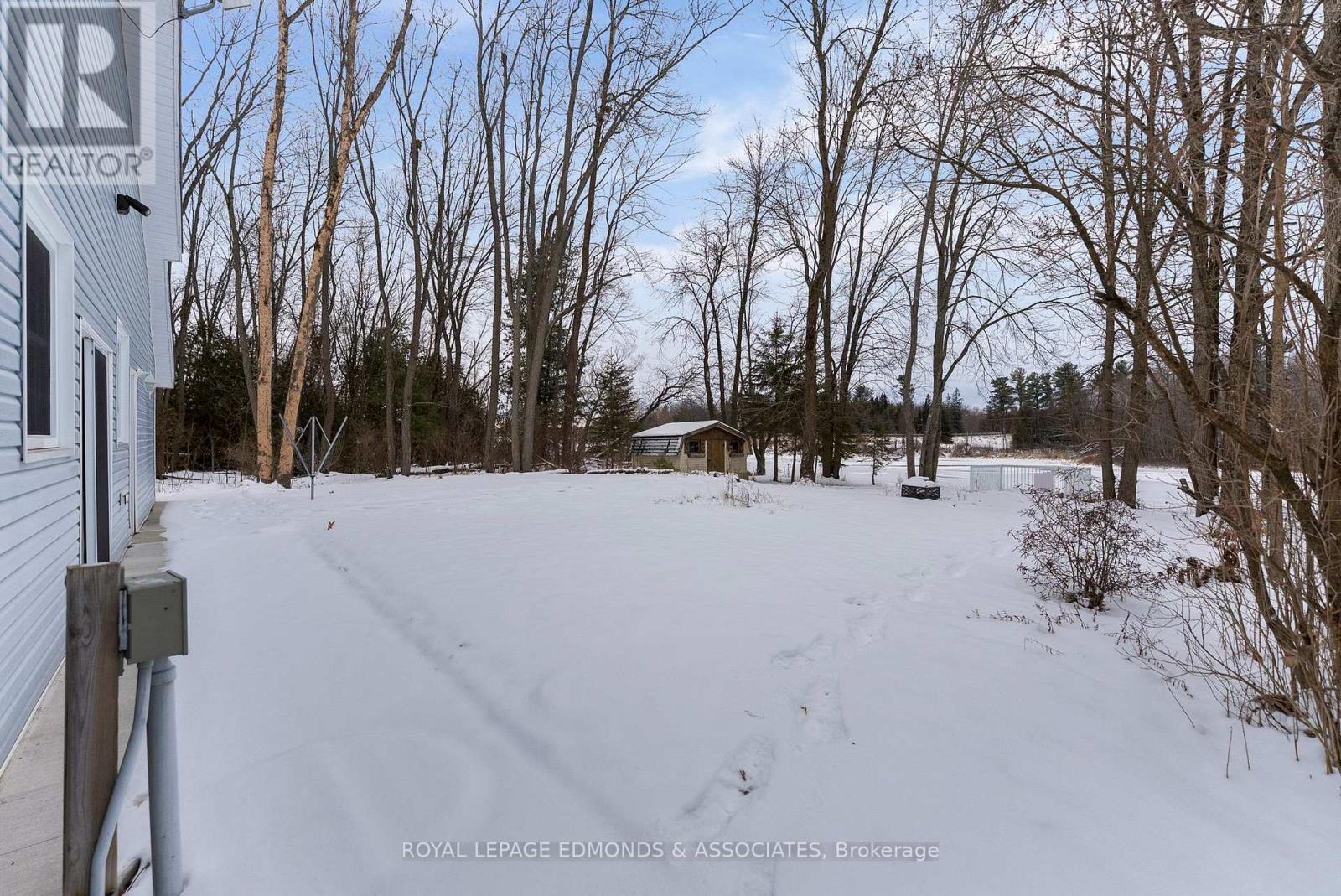 731 Francie Lane, Laurentian Valley, Ontario  K8A 6W2 - Photo 22 - X12459369