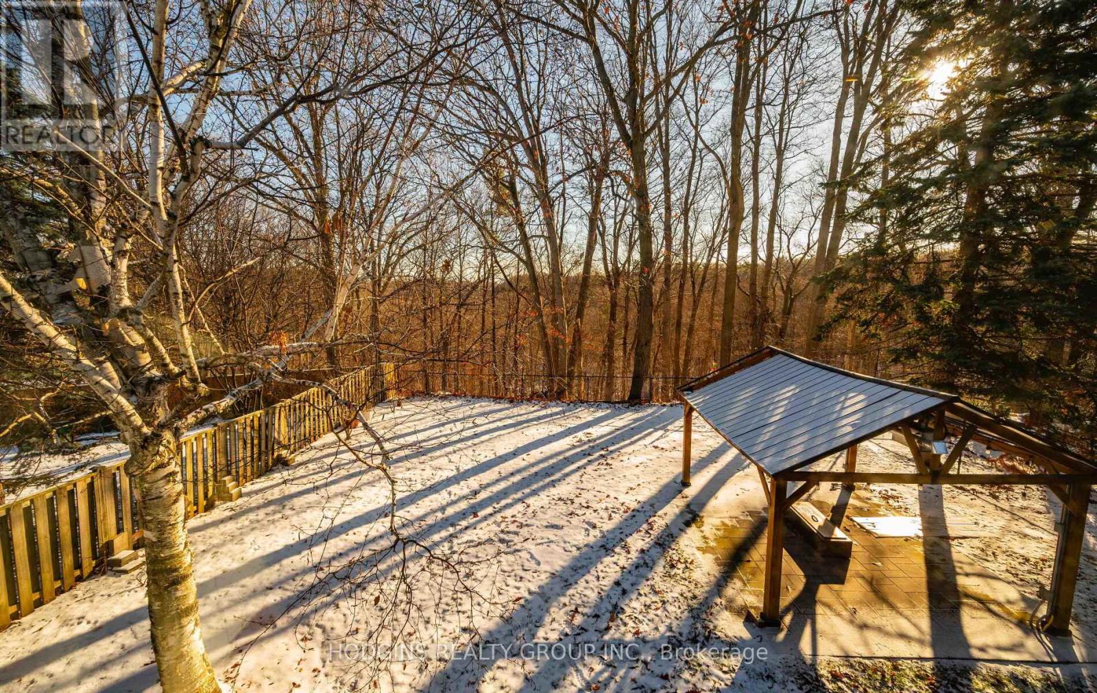 1670 Caverly Court, Mississauga, Ontario  L5L 3L7 - Photo 4 - W12458225