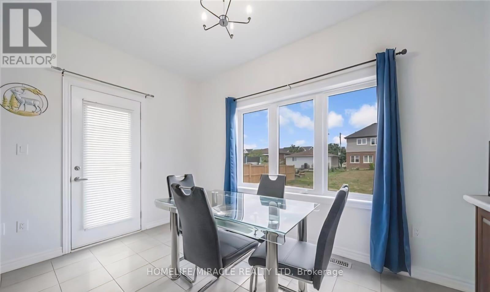 44 Cottonwood Crescent, Welland, Ontario  L3B 0J4 - Photo 13 - X12616374