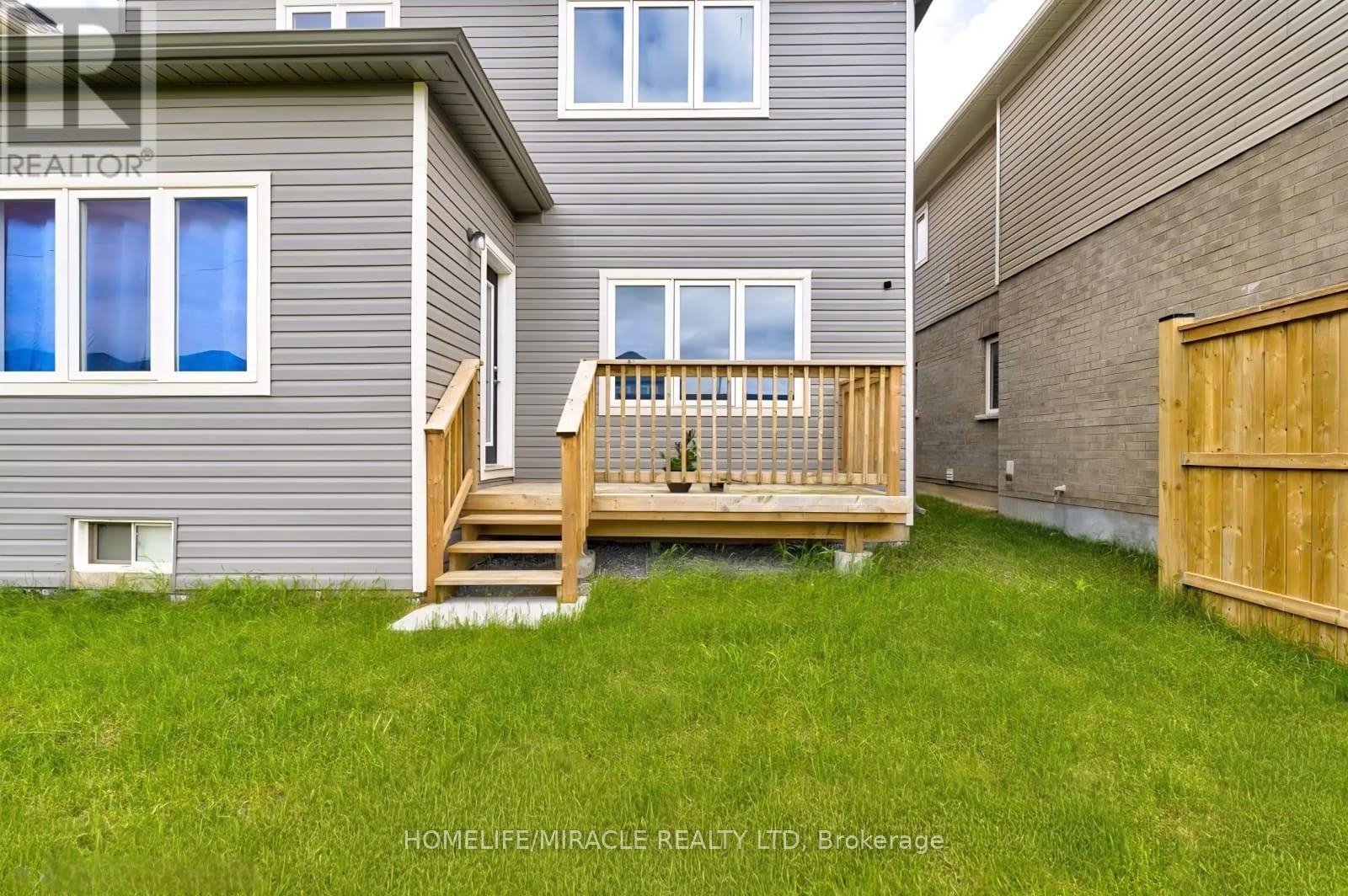 44 Cottonwood Crescent, Welland, Ontario  L3B 0J4 - Photo 24 - X12616374