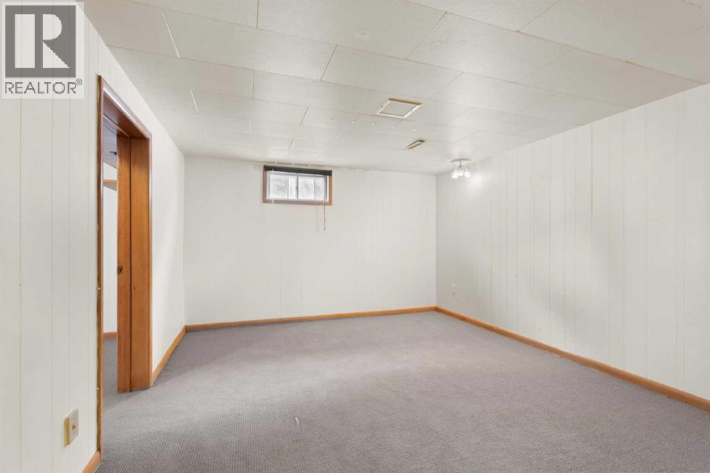 283 12 Street Ne, Medicine Hat, Alberta  T1A 5T8 - Photo 22 - A2272672