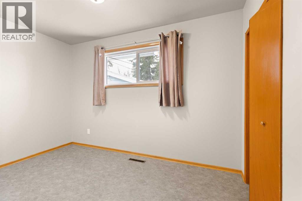 283 12 Street Ne, Medicine Hat, Alberta  T1A 5T8 - Photo 17 - A2272672