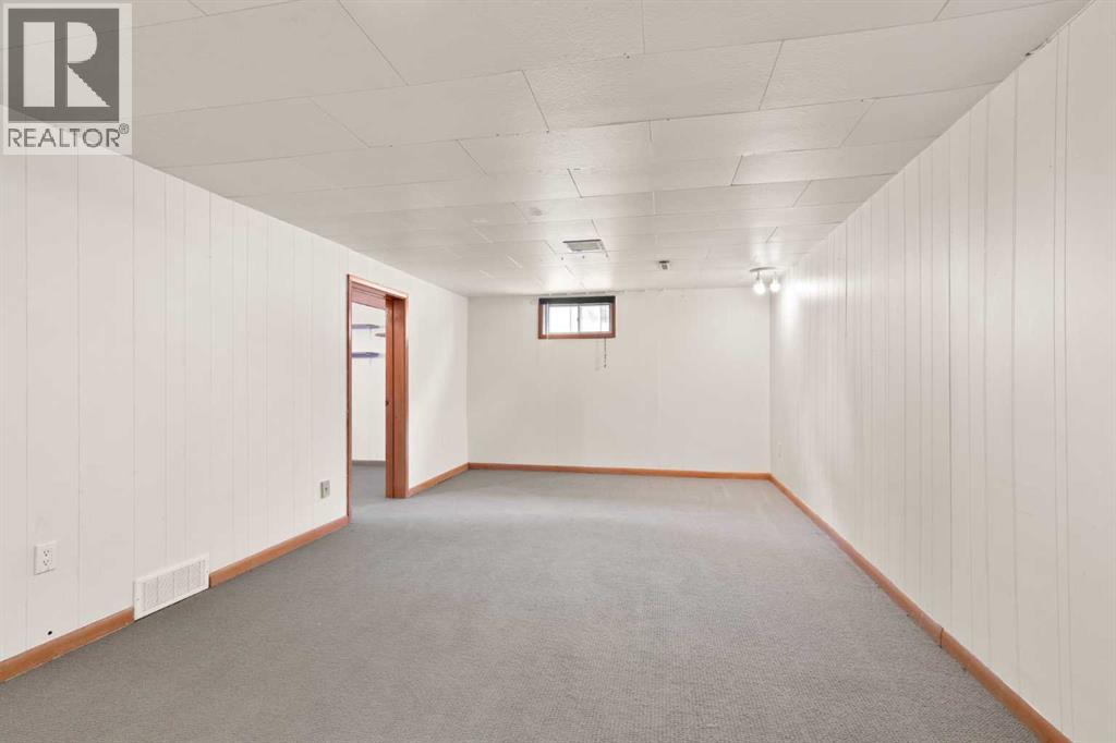 283 12 Street Ne, Medicine Hat, Alberta  T1A 5T8 - Photo 21 - A2272672