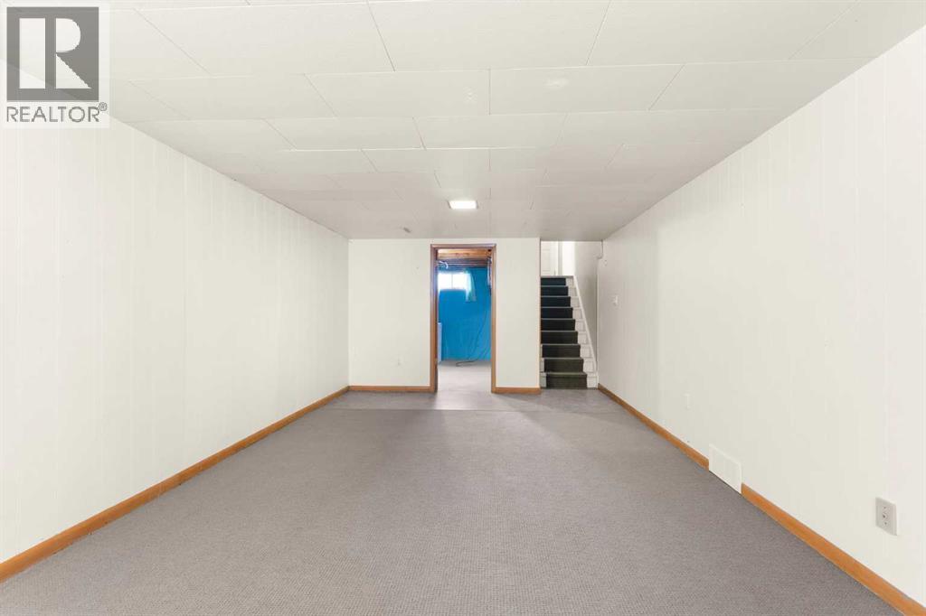 283 12 Street Ne, Medicine Hat, Alberta  T1A 5T8 - Photo 25 - A2272672