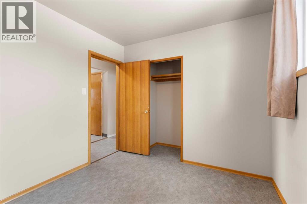 283 12 Street Ne, Medicine Hat, Alberta  T1A 5T8 - Photo 16 - A2272672