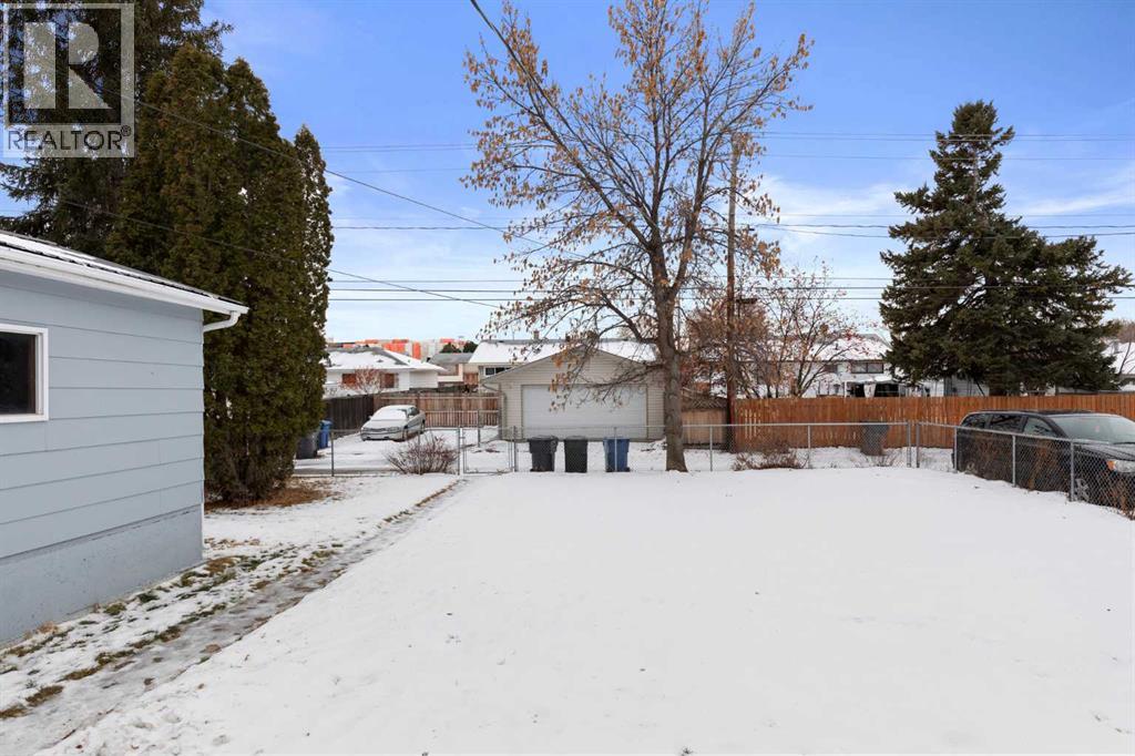 283 12 Street Ne, Medicine Hat, Alberta  T1A 5T8 - Photo 29 - A2272672