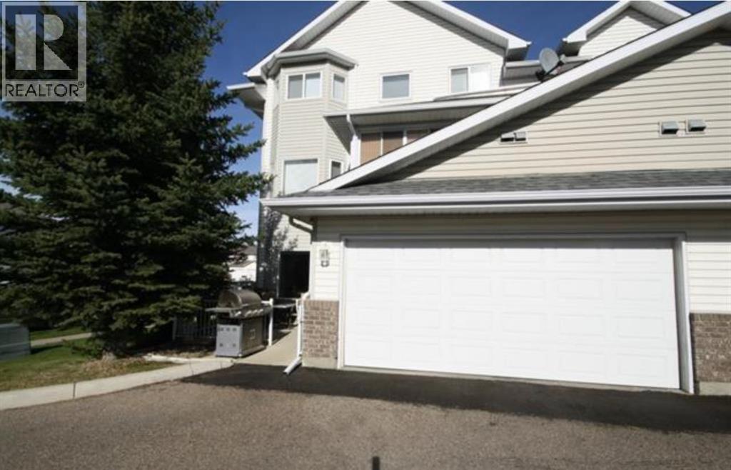 437 Washington Way Se, Medicine Hat, Alberta T1A 8T9 - Photo 1 - A2274642