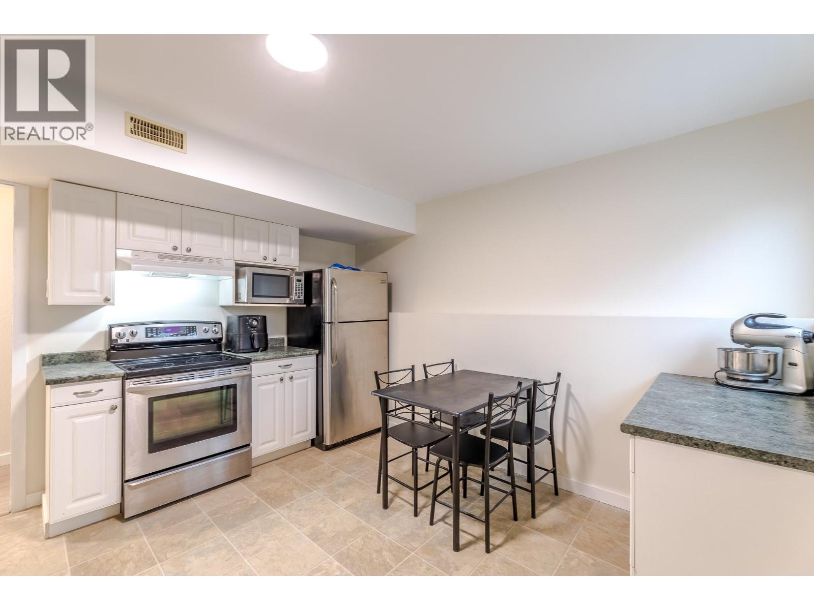 157 Murray Drive, Penticton, British Columbia  V2A 6W7 - Photo 29 - 10366231